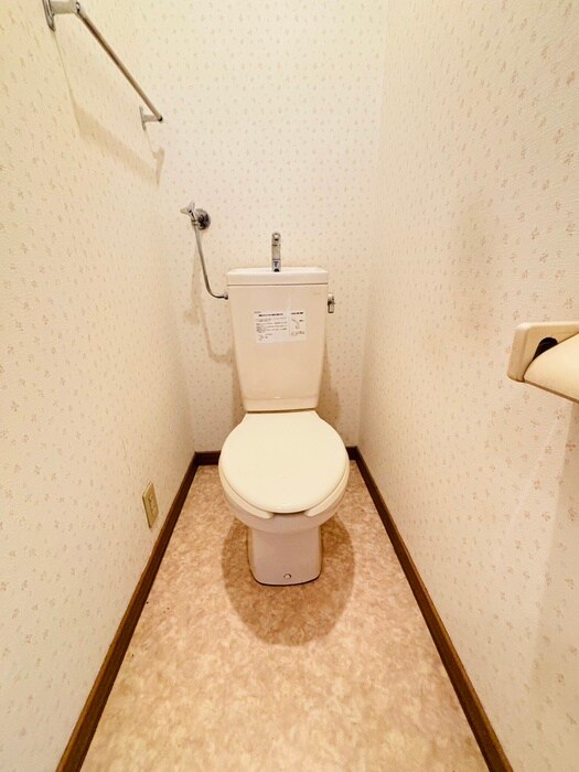 物件内観写真16　(トイレ)