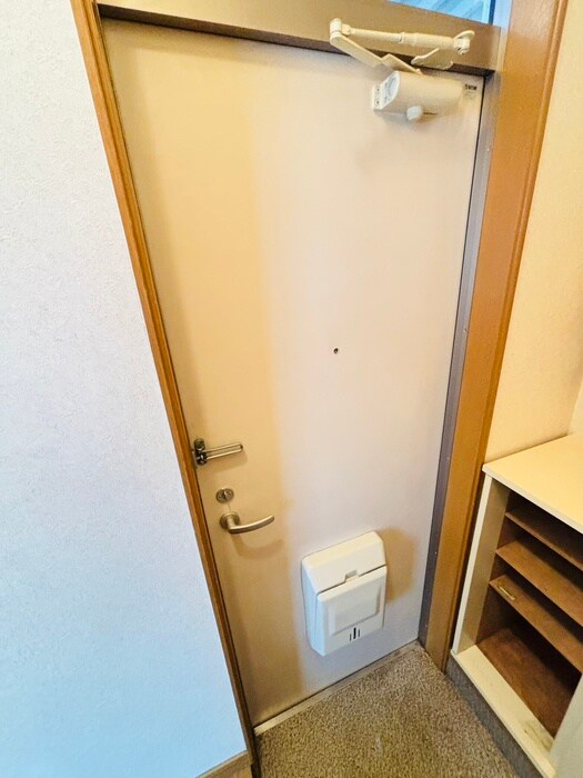 物件内観写真22　(玄関)