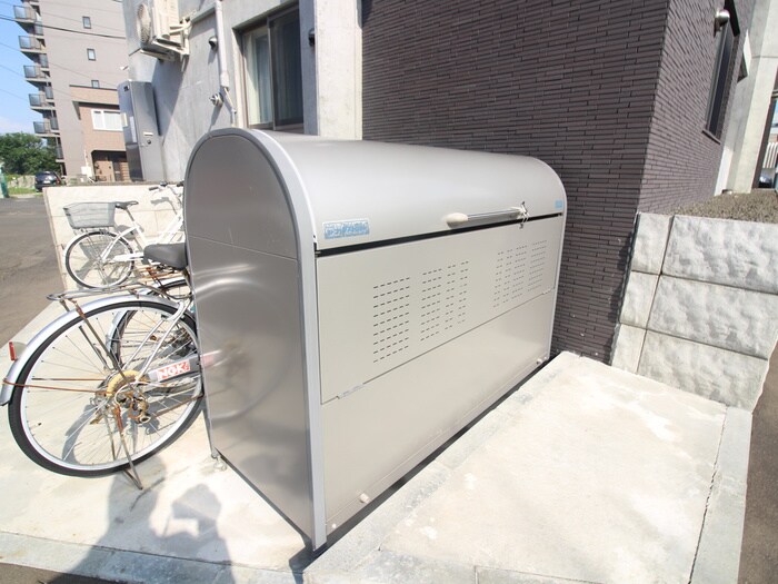 物件外観写真6　(建物設備)