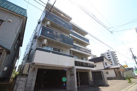 レッジーナ外観写真