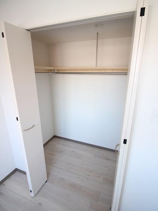 物件内観写真11　(収納)