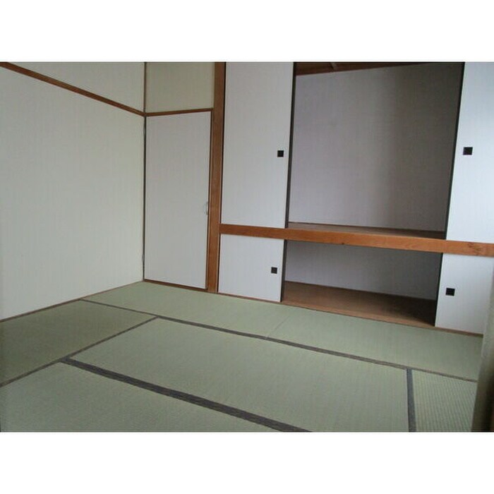 物件内観写真12　(居室)