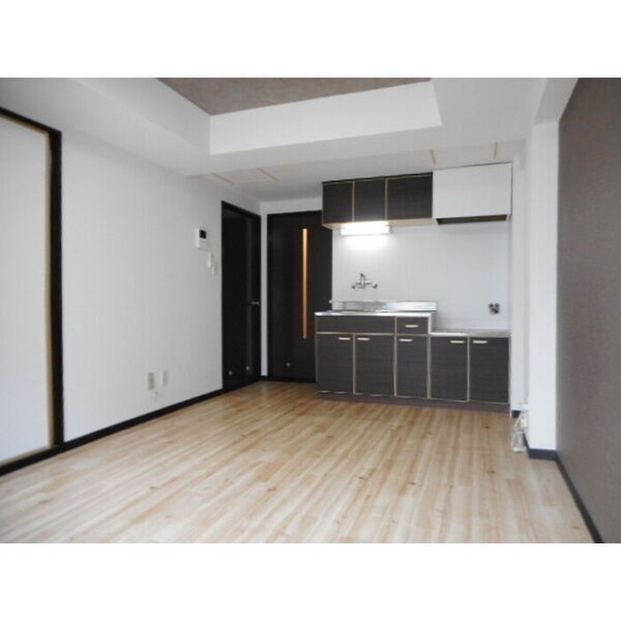 物件内観写真4　(居室)