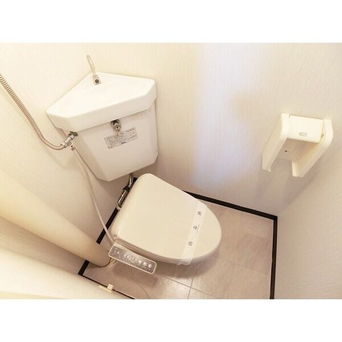 物件内観写真9　(トイレ)