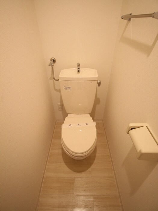 物件内観写真13　(トイレ)