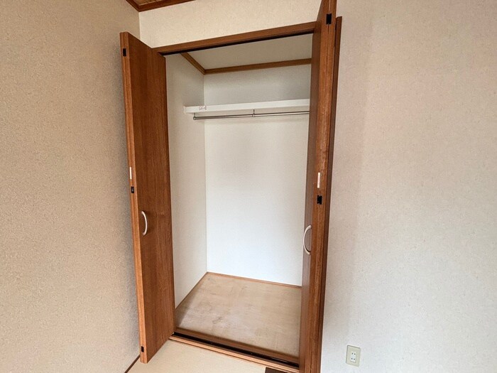 物件内観写真18　(収納)