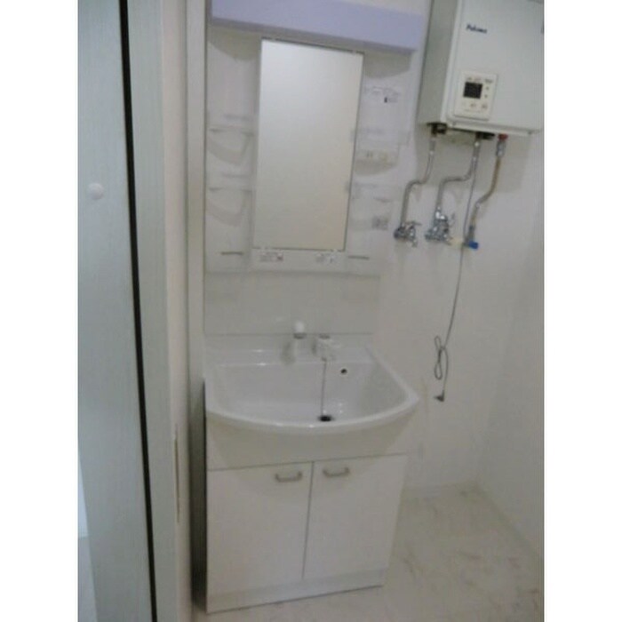 物件内観写真6　(洗面)