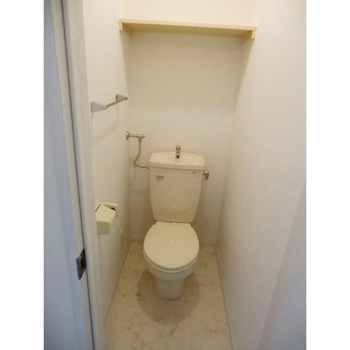 物件内観写真8　(トイレ)