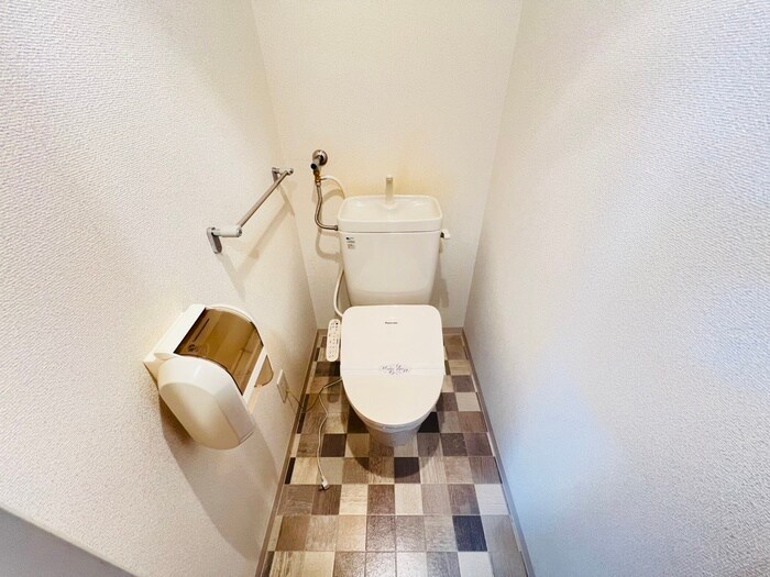 物件内観写真13　(トイレ)