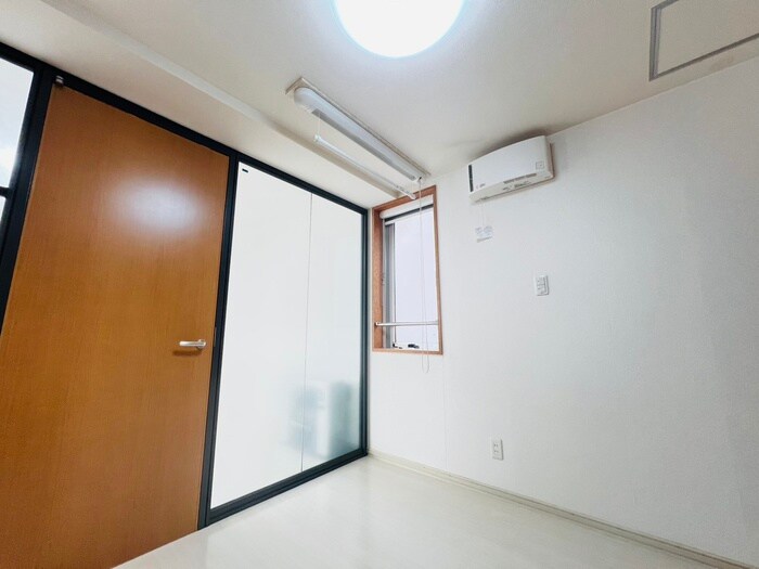 物件内観写真22　(居室)