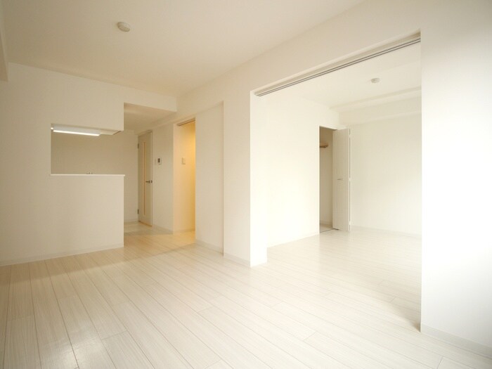 物件内観写真10　(居室)