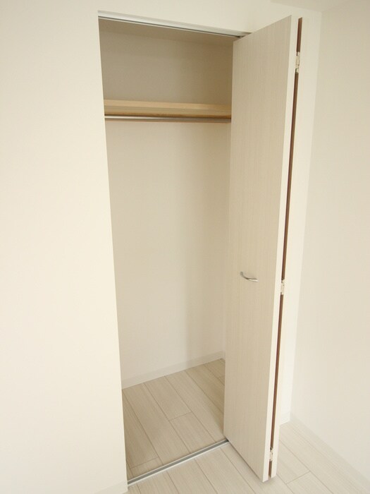 物件内観写真12　(収納)