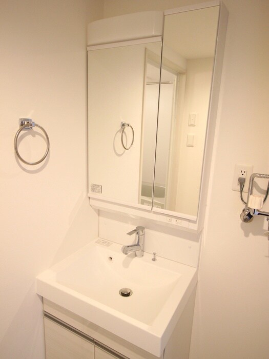 物件内観写真13　(洗面)