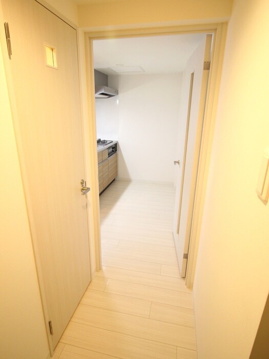 物件内観写真21　(廊下)