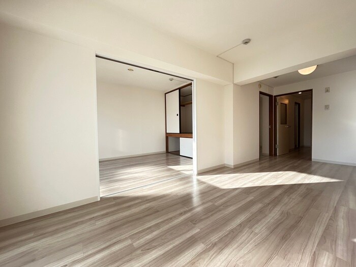 物件内観写真4　(居室)