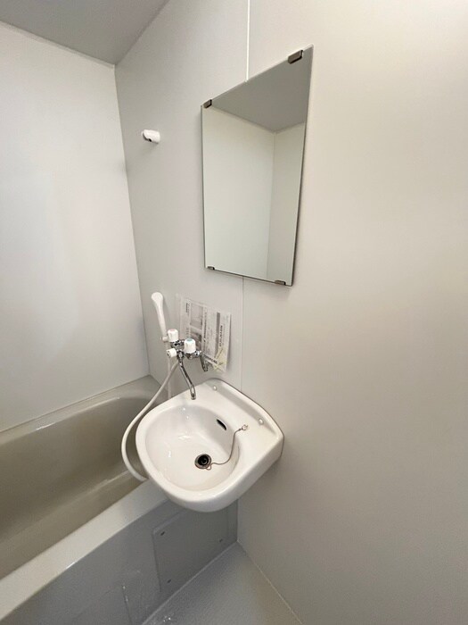 物件内観写真10　(洗面)