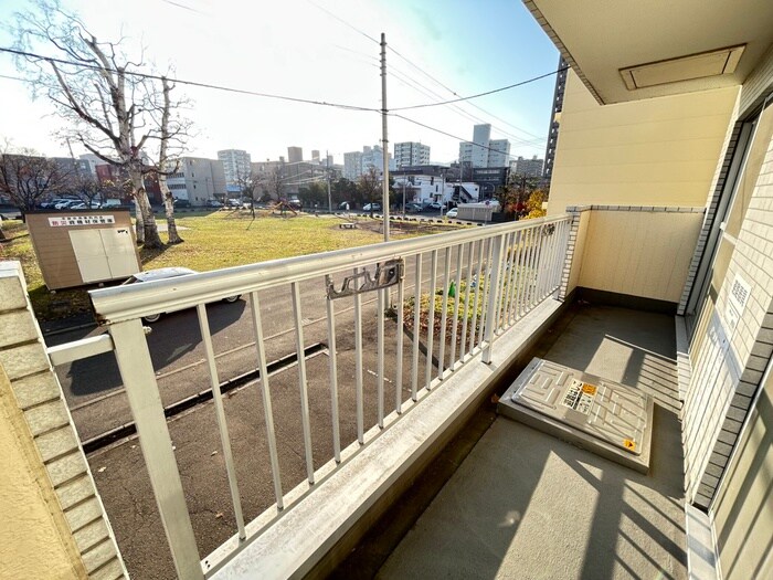 物件内観写真16　(ベランダ・バルコニー)