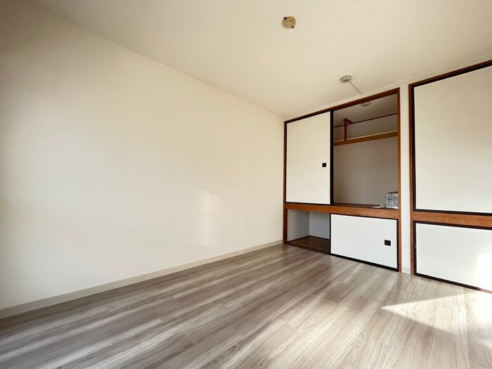 物件内観写真18　(居室)