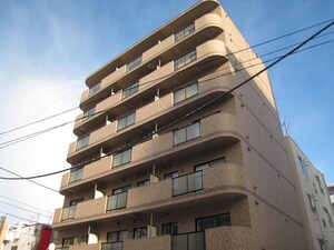 アム－ル麻生外観写真
