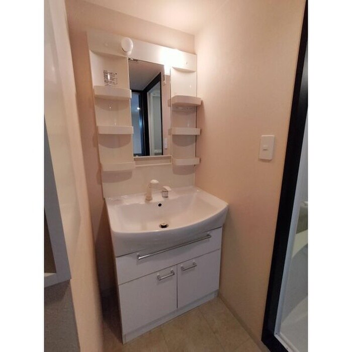 物件内観写真12　(洗面)