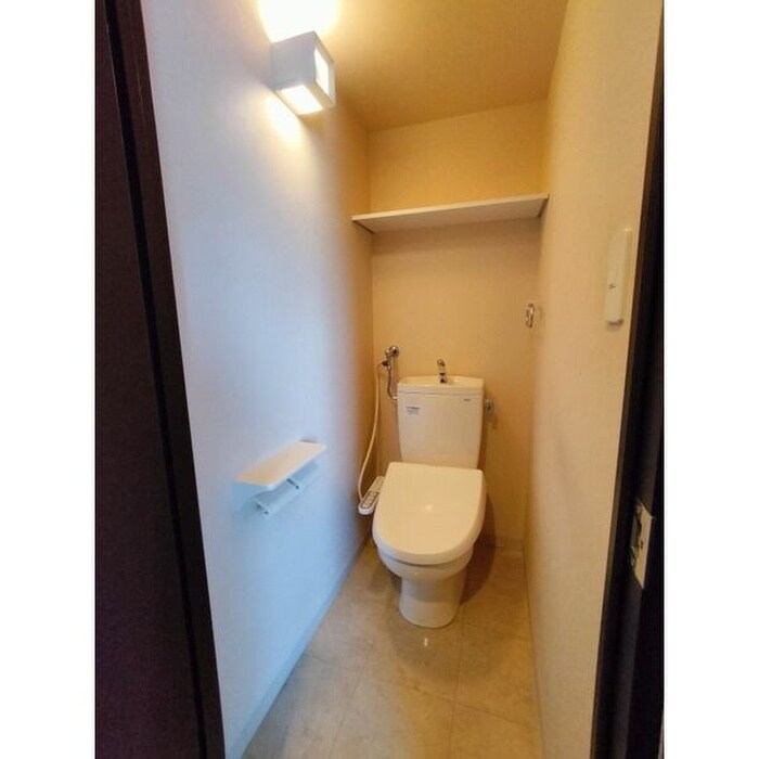 物件内観写真14　(トイレ)
