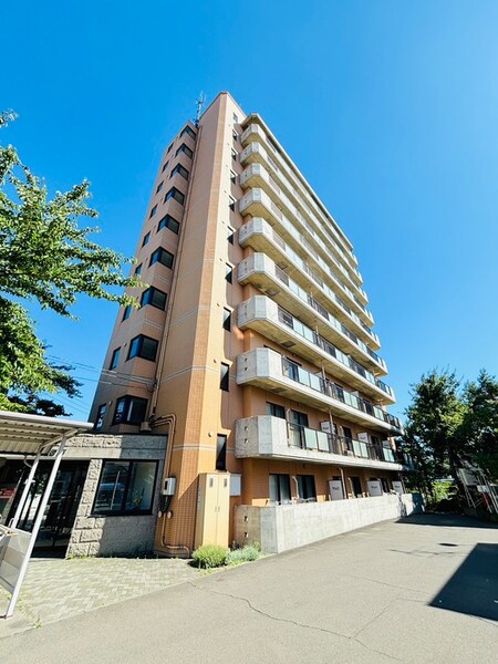 クレア西野外観写真