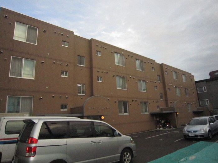 物件外観写真3　(外観写真)