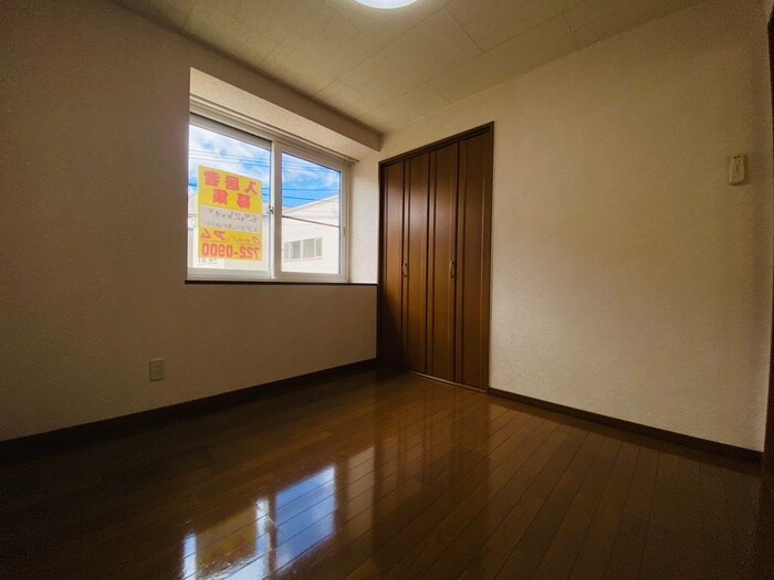 物件内観写真13　(居室)