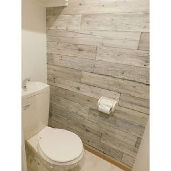 物件内観写真14　(トイレ)