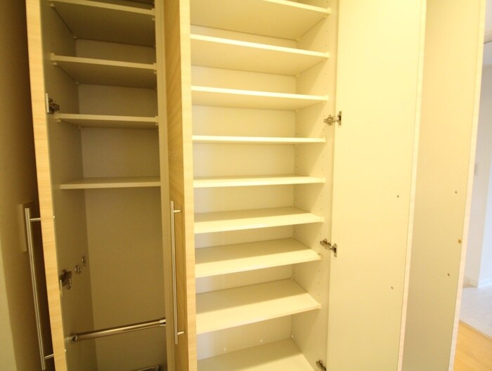 物件内観写真19　(靴箱)