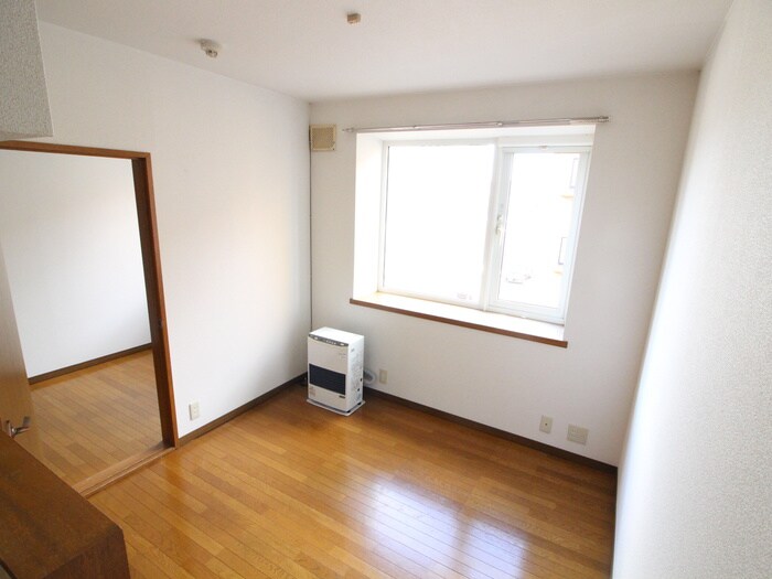 物件内観写真6　(居室)