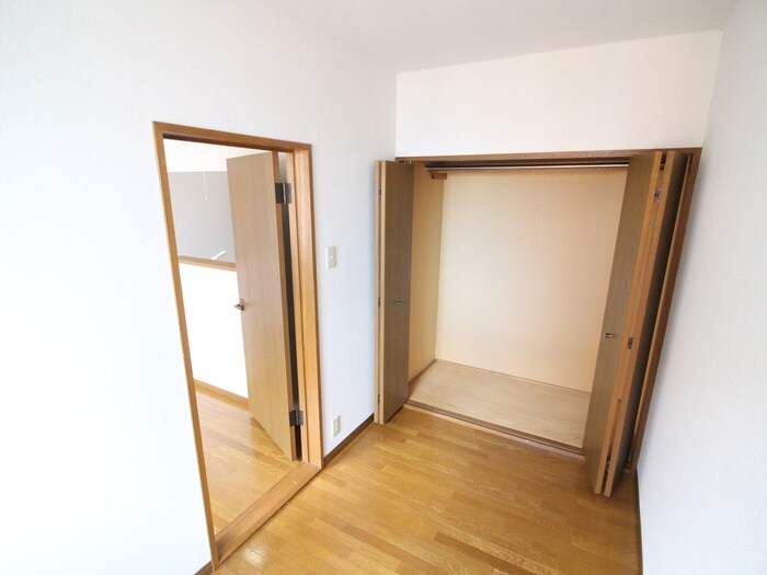 物件内観写真9　(居室)