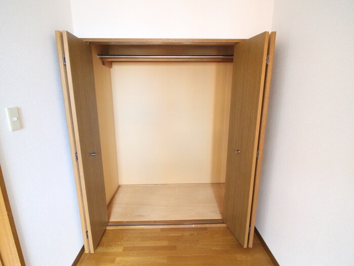 物件内観写真10　(収納)