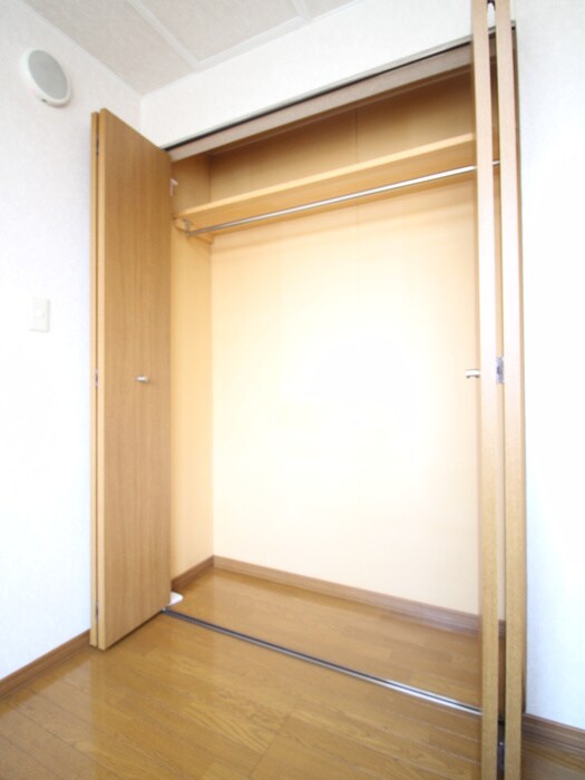 物件内観写真11　(収納)