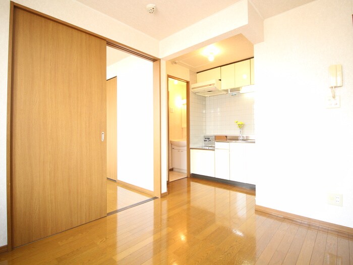 物件内観写真18　(居室)