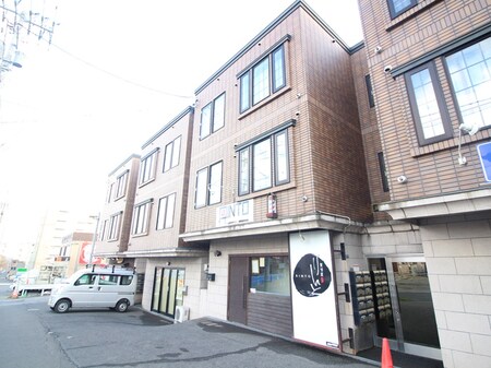 リッチタウン栄通参番館外観写真