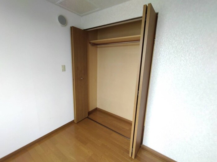 物件内観写真12　(収納)