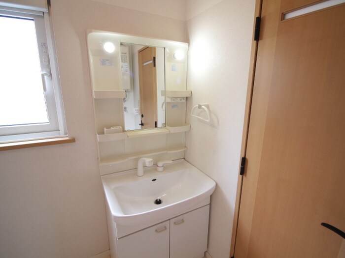 物件内観写真13　(洗面)