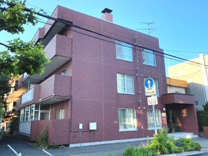 ハイツ平岸外観写真
