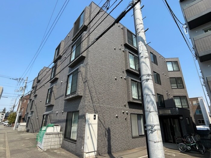 物件外観写真2　(外観写真)