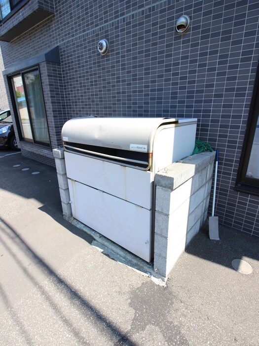 物件外観写真6　(建物設備)