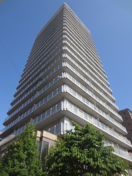 ＪＥＷＥＬ　ＴＯＷＥＲ外観写真