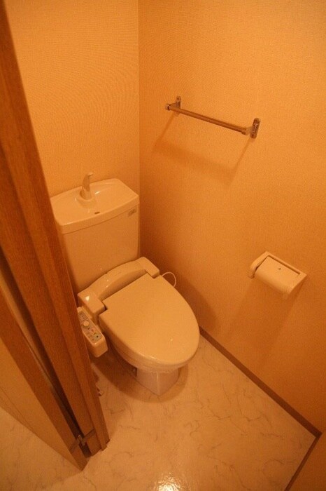 物件内観写真13　(トイレ)