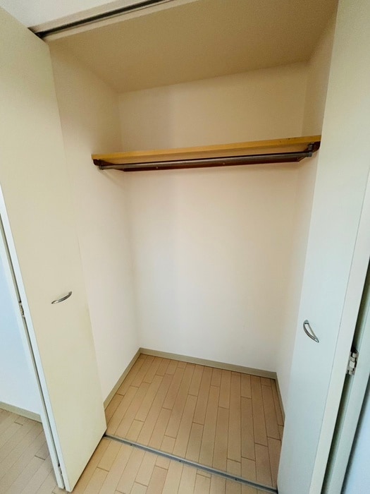 物件内観写真15　(収納)