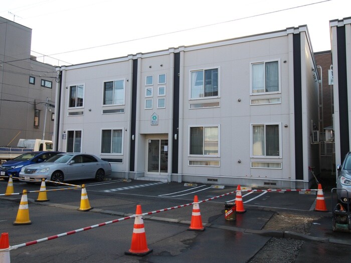 物件外観写真1　(外観写真)