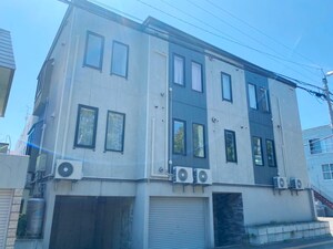 グランソレイユ麻生外観写真