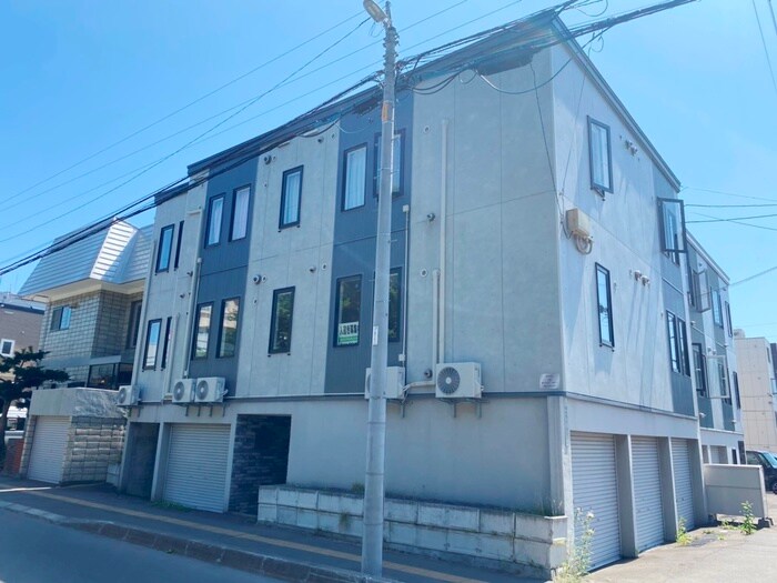 物件外観写真2　(外観写真)