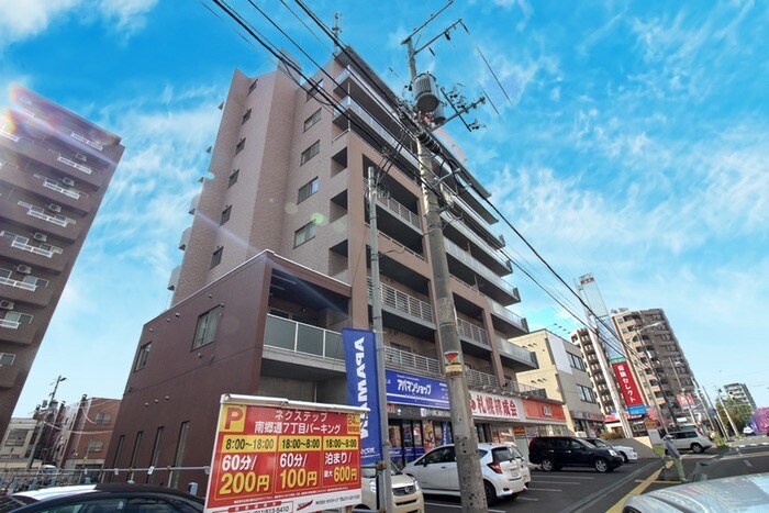 物件外観写真1　(外観写真)