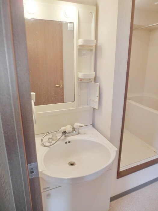 物件内観写真12　(洗面)