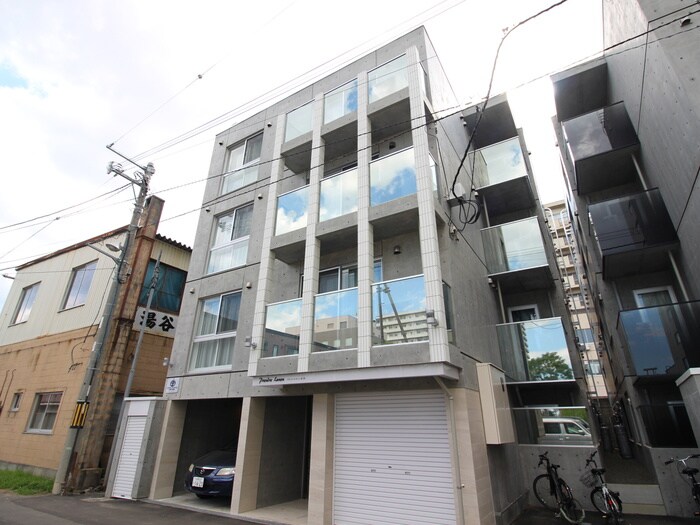 物件外観写真2　(外観写真)